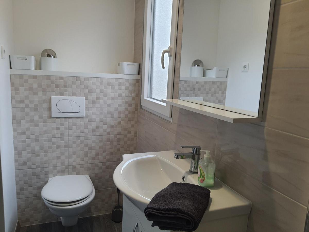 Mobile Home Tina Tisno Exterior foto