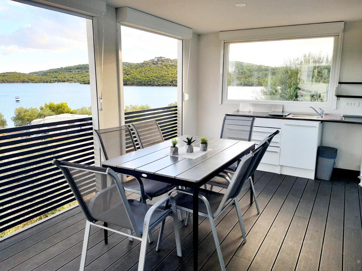 Mobile Home Tina Tisno Exterior foto