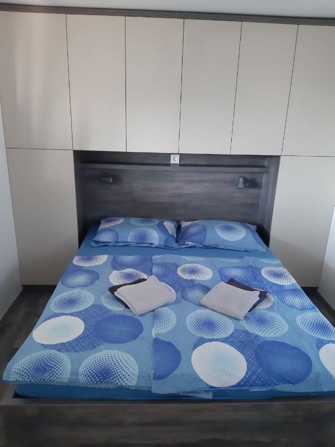 Mobile Home Tina Tisno Exterior foto